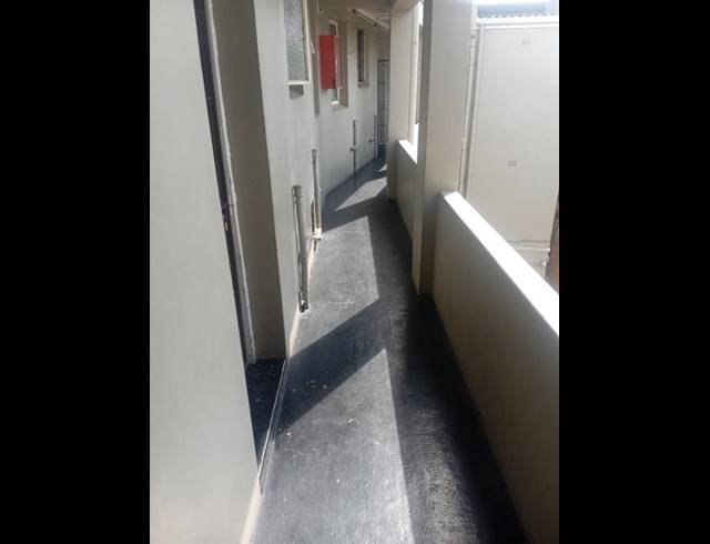 1 BEDROOM PROPERTY TO RENT IN UMBILO